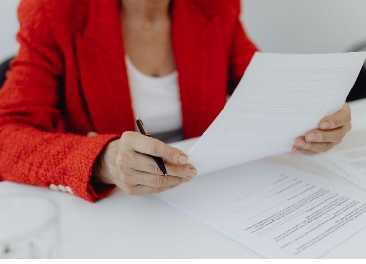 No momento, você está visualizando Nunca contribuiu com o INSS? Você pode ter direito a um benefício mensal de R$ 1.518,00 .